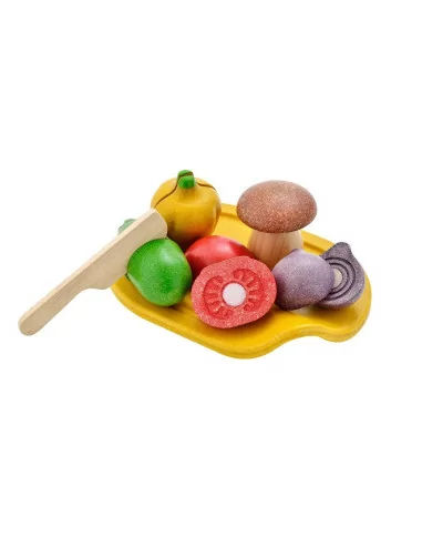 Warzywa i owoce na tacy