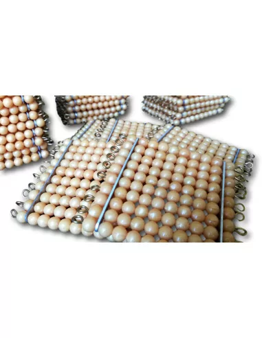 45 sztuk kwadratów (100 złotych koralików)