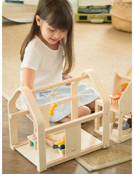 Przenośny domek dla lalek