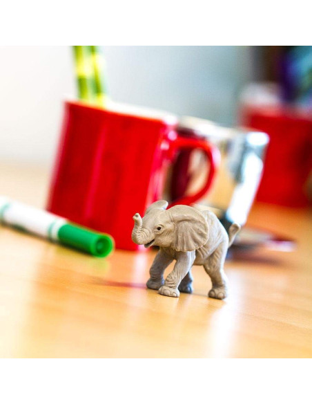 Młode słonia afrykańskiego