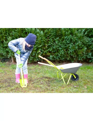 Taczka i narzędzia ogrodowe