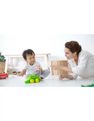 Drewniany krokodyl do ciągnięcia