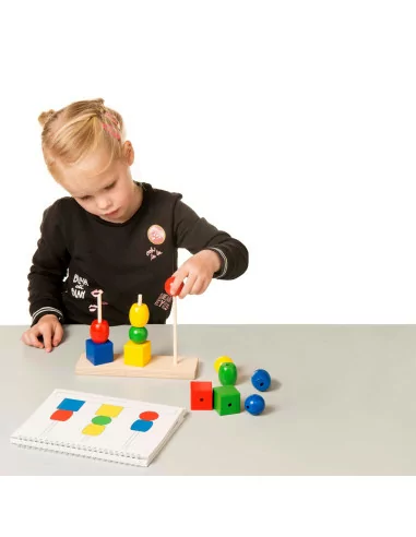 Toys for life - kolorowe wieże