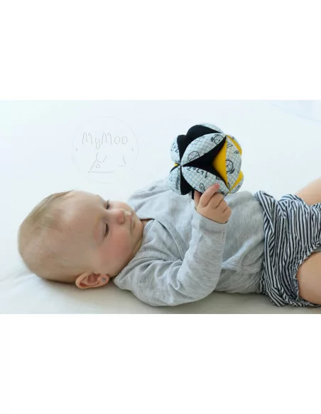 MyMoo - piłeczka do chwytania - żółto - czarna