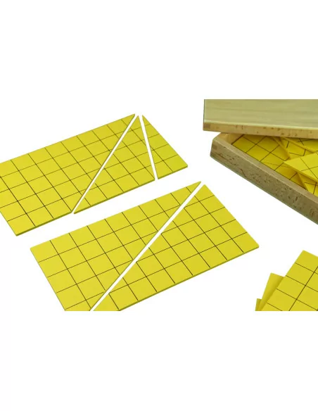 Żółte trójkąty przedstawiające powierzchnię