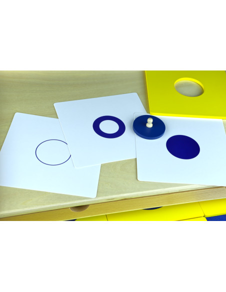 Karty z figurami do komody geometrycznej