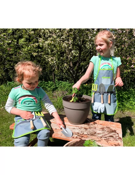 Zestaw ogrodnika: fartuch, rękawice i narzędzia