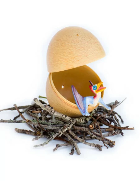 Quetzalcoatlus mládě s vejcem