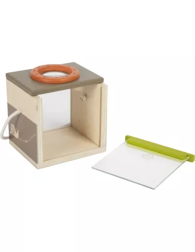 Schránka na pozorování hmyzu