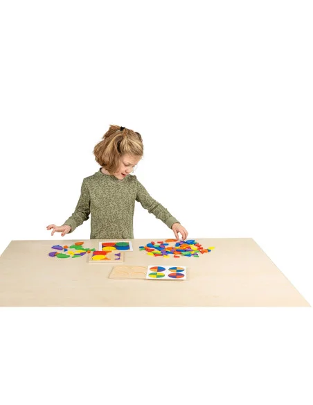 Toys for life - Barevná mozaika s předlohami