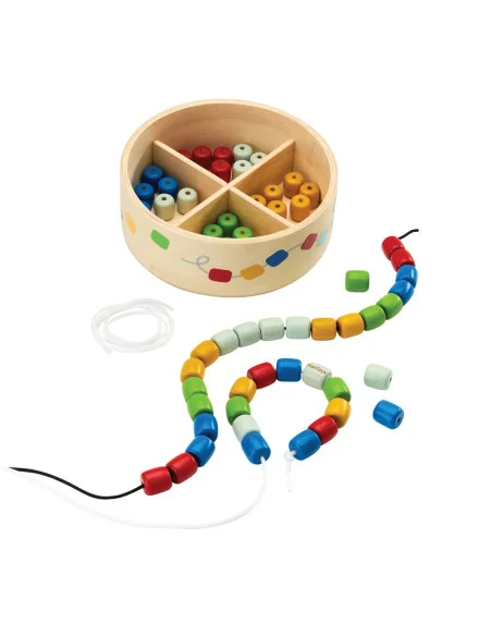 Navlékání korůlků v boxu