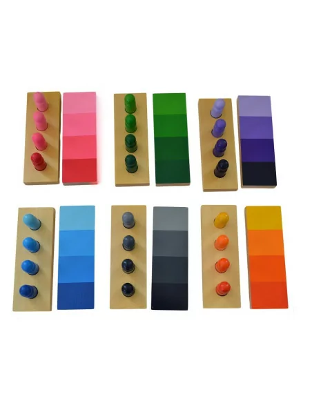 Cieniowanie kolorów - figurki z tabliczkami